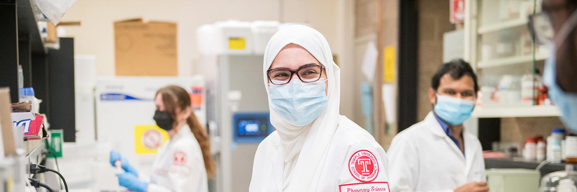 Student researchers in the lab